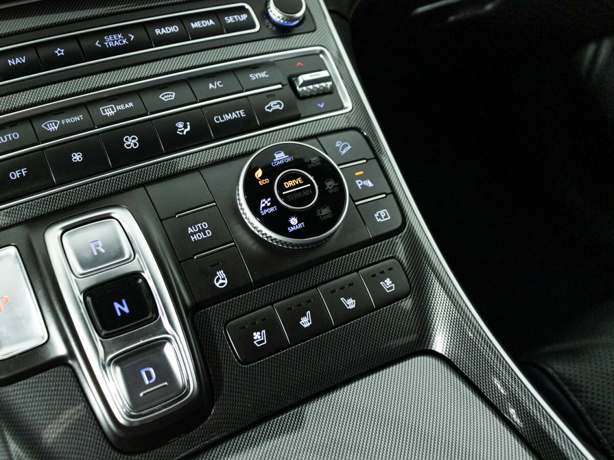 Hyundai Santa Fe 2021 года с пробегом. Фото: #17