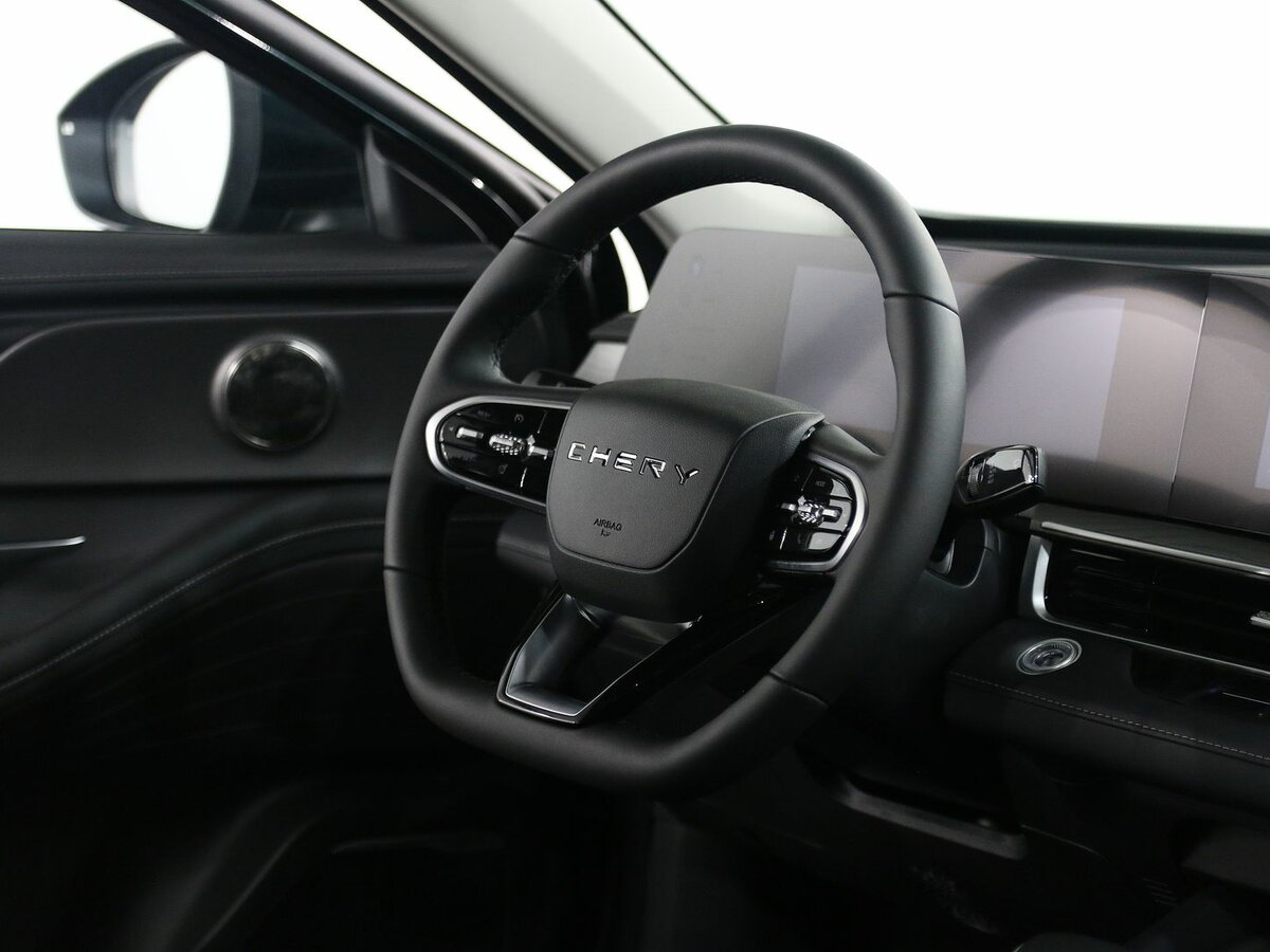 Chery Arrizo 8 2024 года с пробегом. Фото: #8