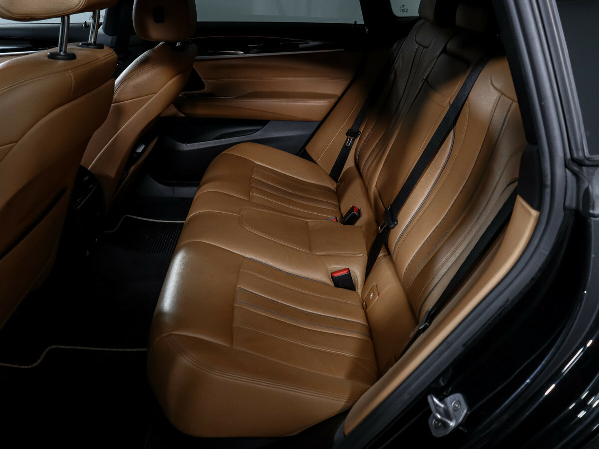 BMW 6 серии 2017 года с пробегом. Фото: #6