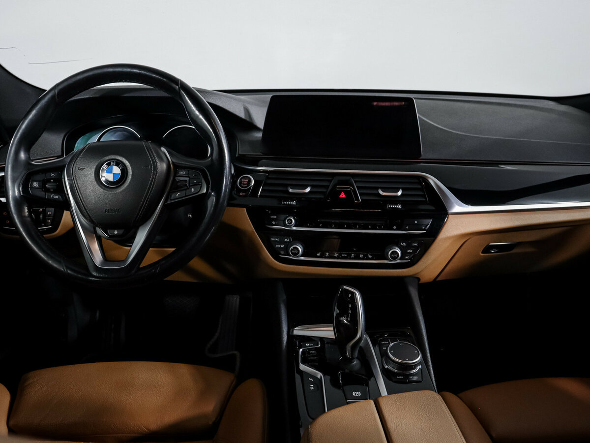 BMW 6 серии 2017 года с пробегом. Фото: #8