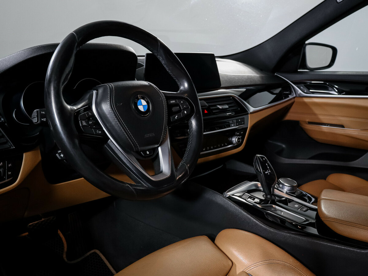 BMW 6 серии 2017 года с пробегом. Фото: #9