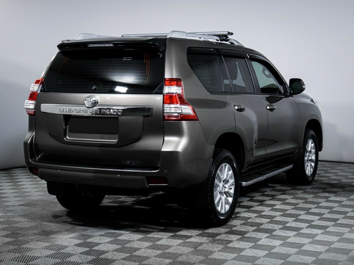 Toyota Land Cruiser Prado 2015 года с пробегом. Фото: #2