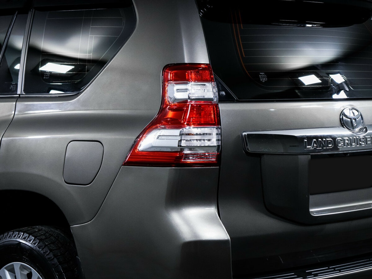 Toyota Land Cruiser Prado 2015 года с пробегом. Фото: #13