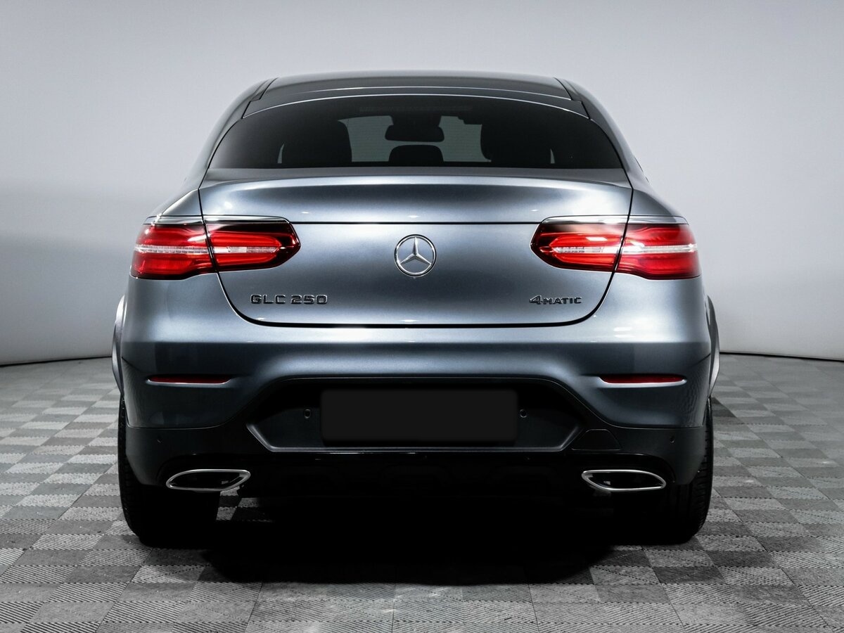 Mercedes-Benz GLC Coupe 2018 года с пробегом. Фото: #4