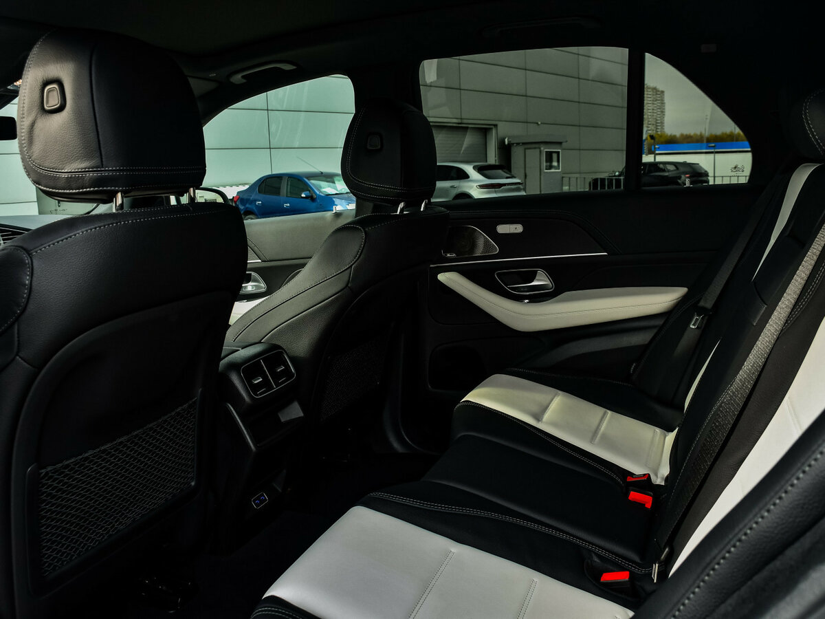 Mercedes-Benz GLE 2024 года с пробегом. Фото: #11