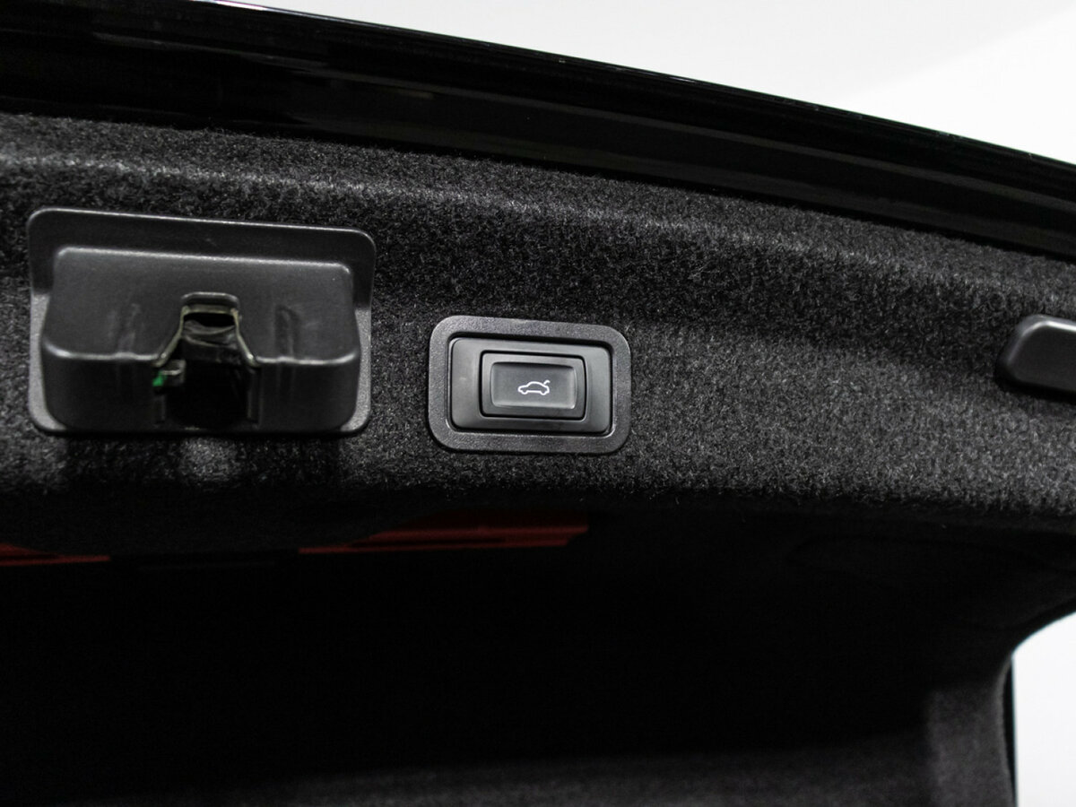 Audi A6 2020 года с пробегом. Фото: #18