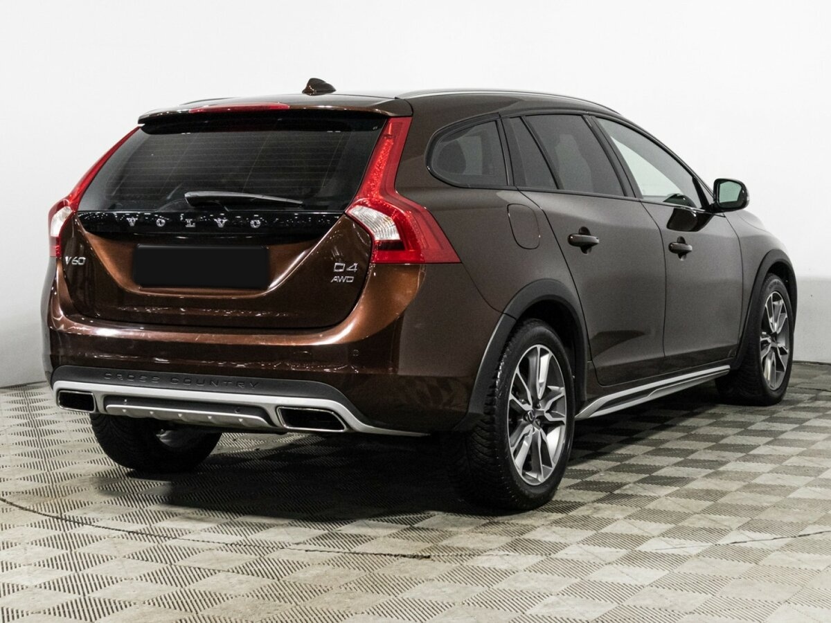 Volvo V60 Cross Country 2016 года с пробегом. Фото: #4