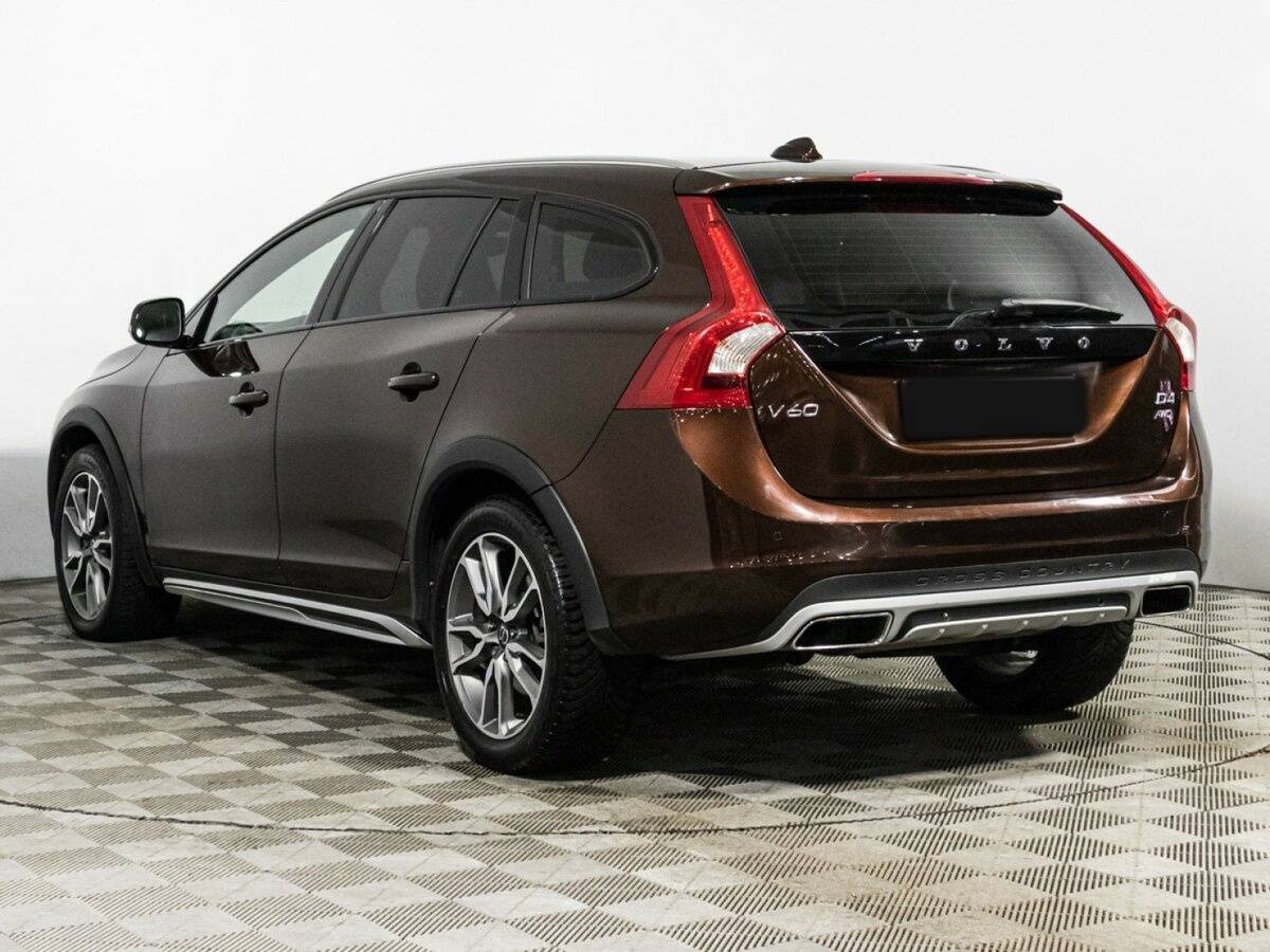 Volvo V60 Cross Country 2016 года с пробегом. Фото: #6