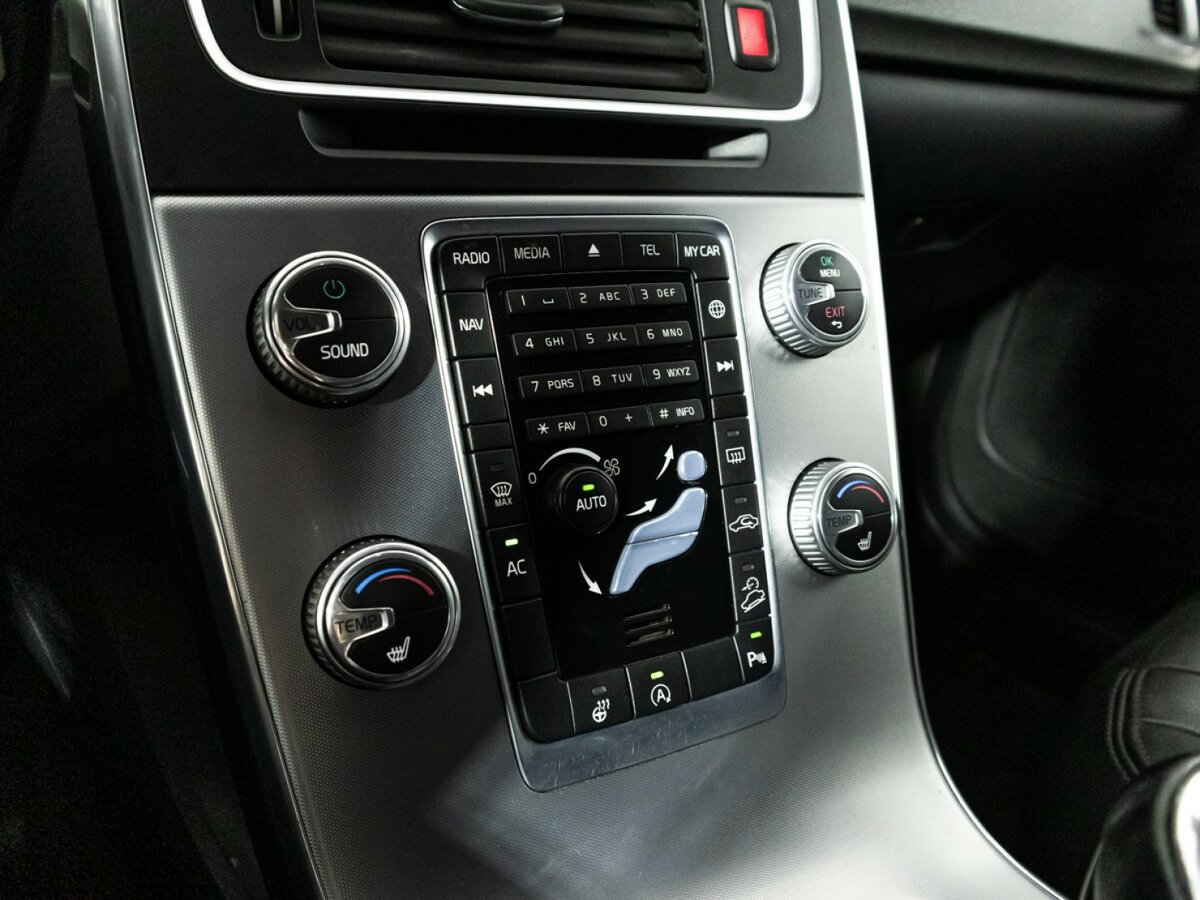 Volvo V60 Cross Country 2016 года с пробегом. Фото: #15