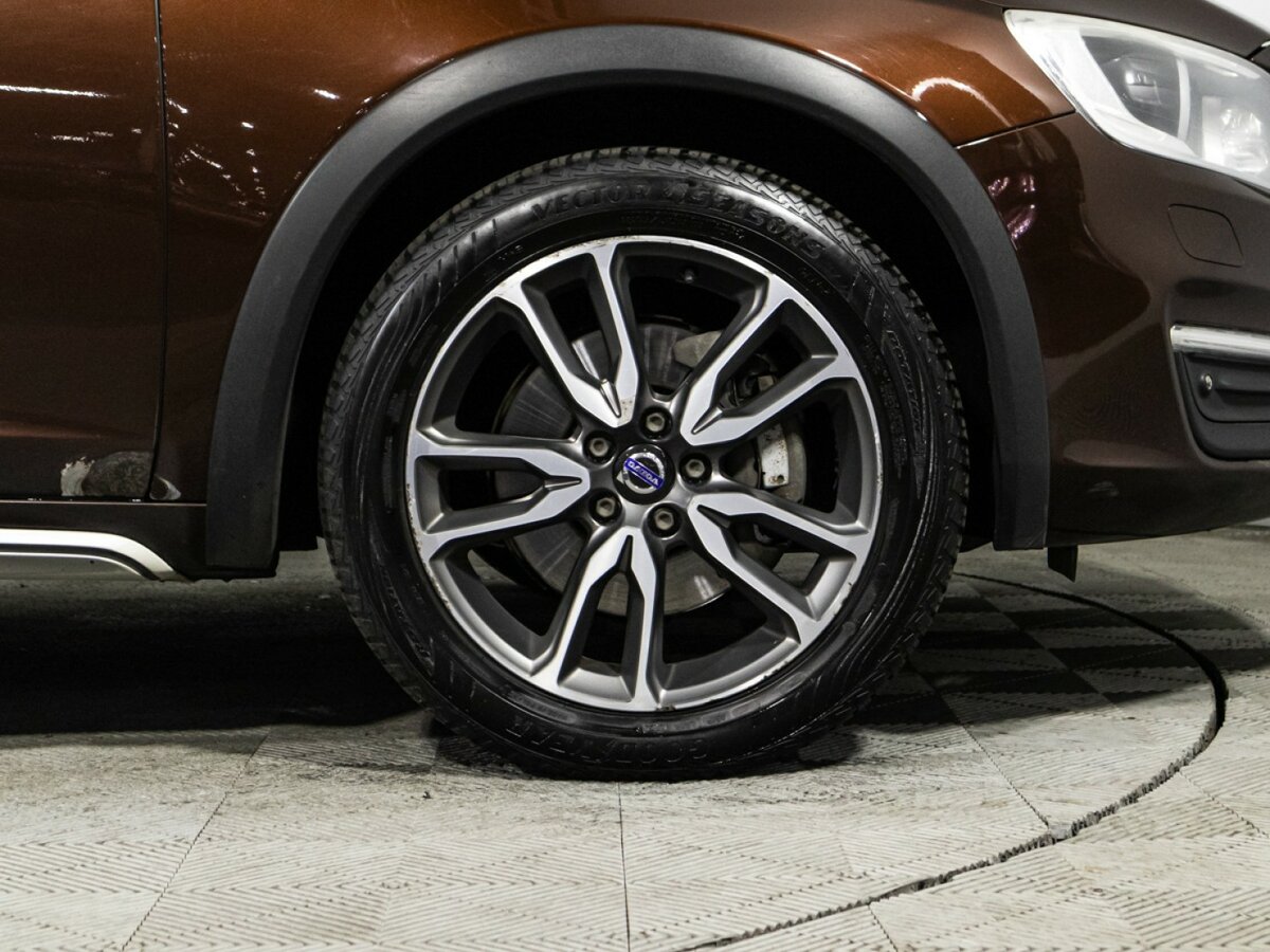 Volvo V60 Cross Country 2016 года с пробегом. Фото: #18