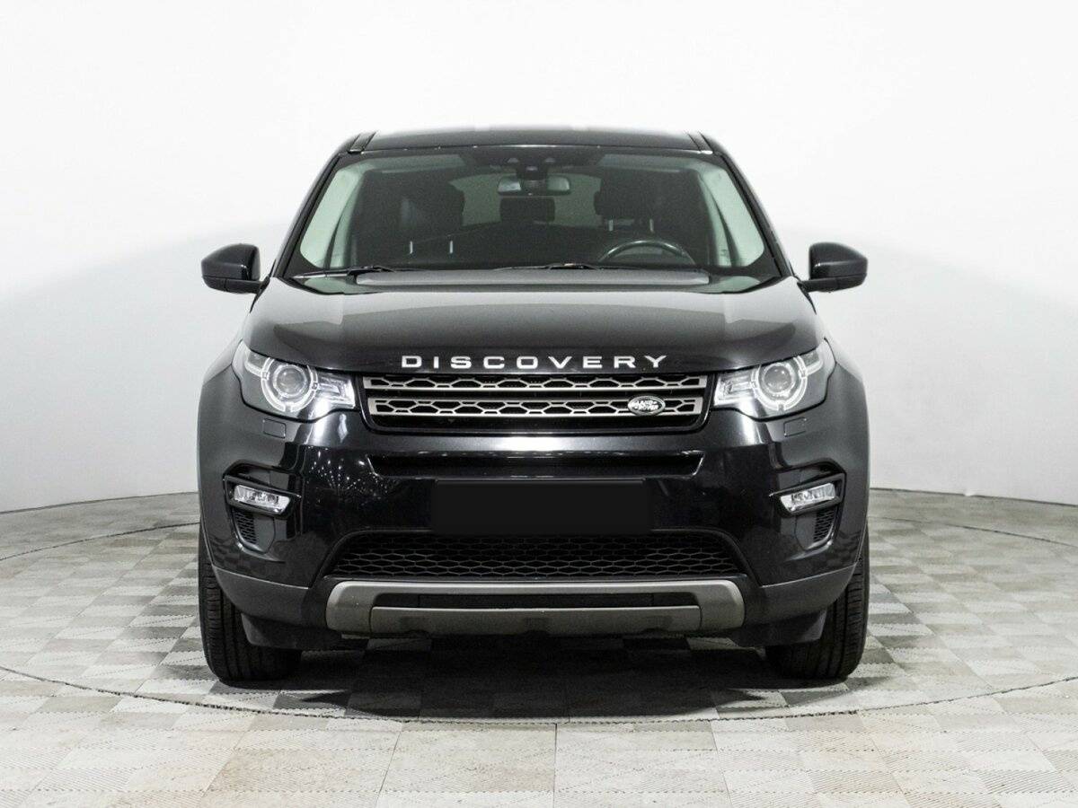 Land Rover Discovery Sport 2017 года с пробегом. Фото: #1