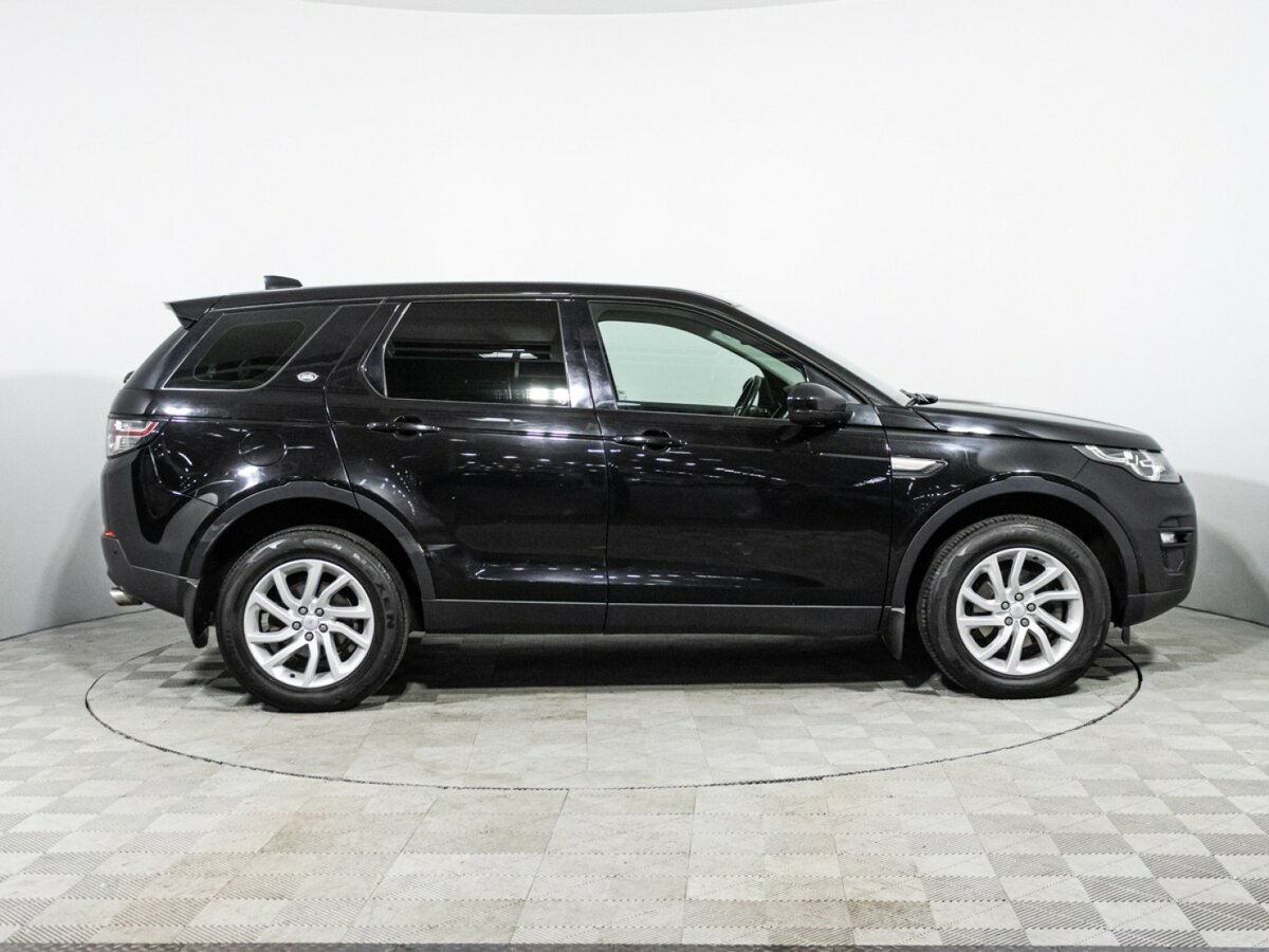 Land Rover Discovery Sport 2017 года с пробегом. Фото: #3