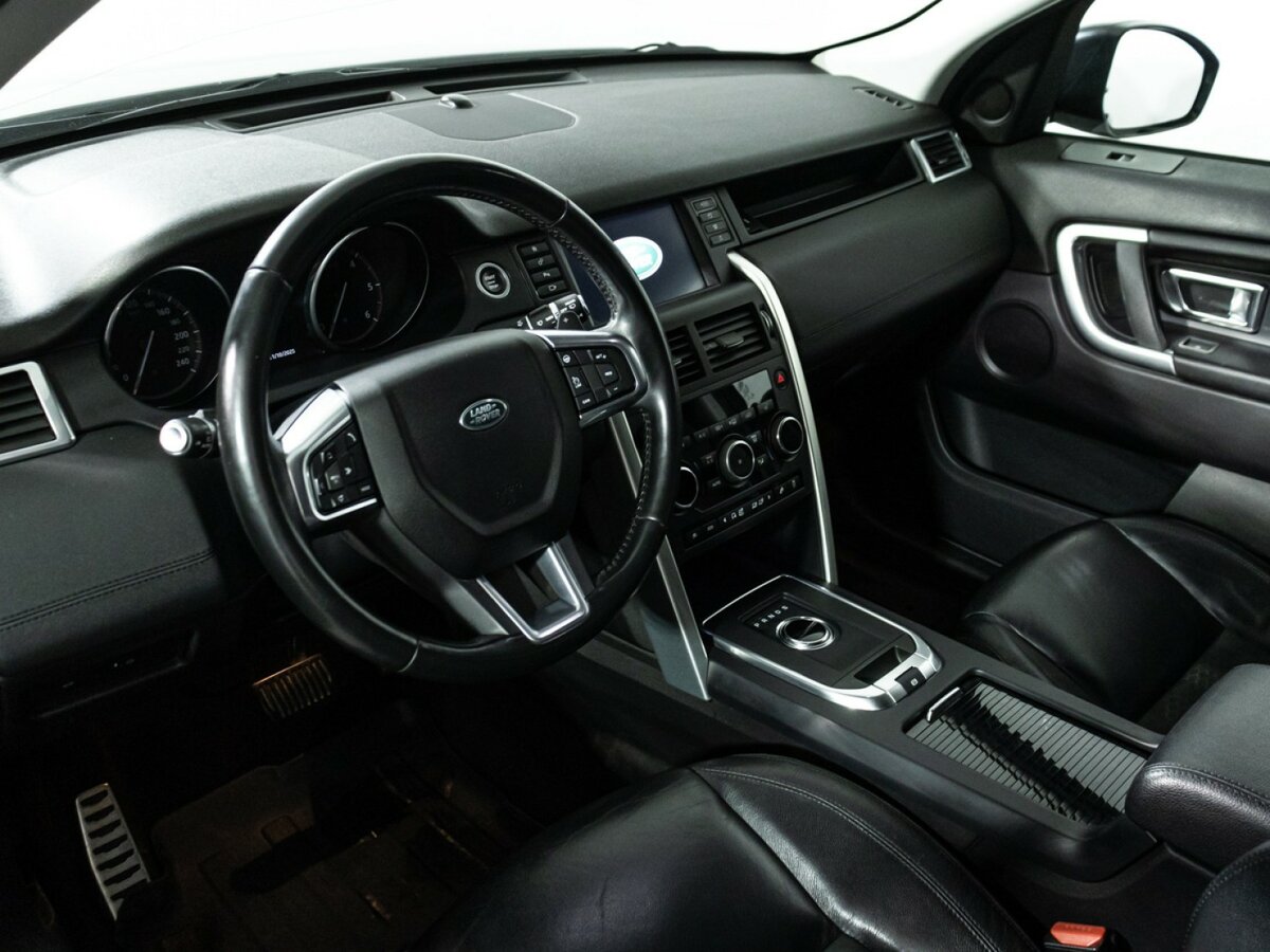 Land Rover Discovery Sport 2017 года с пробегом. Фото: #10