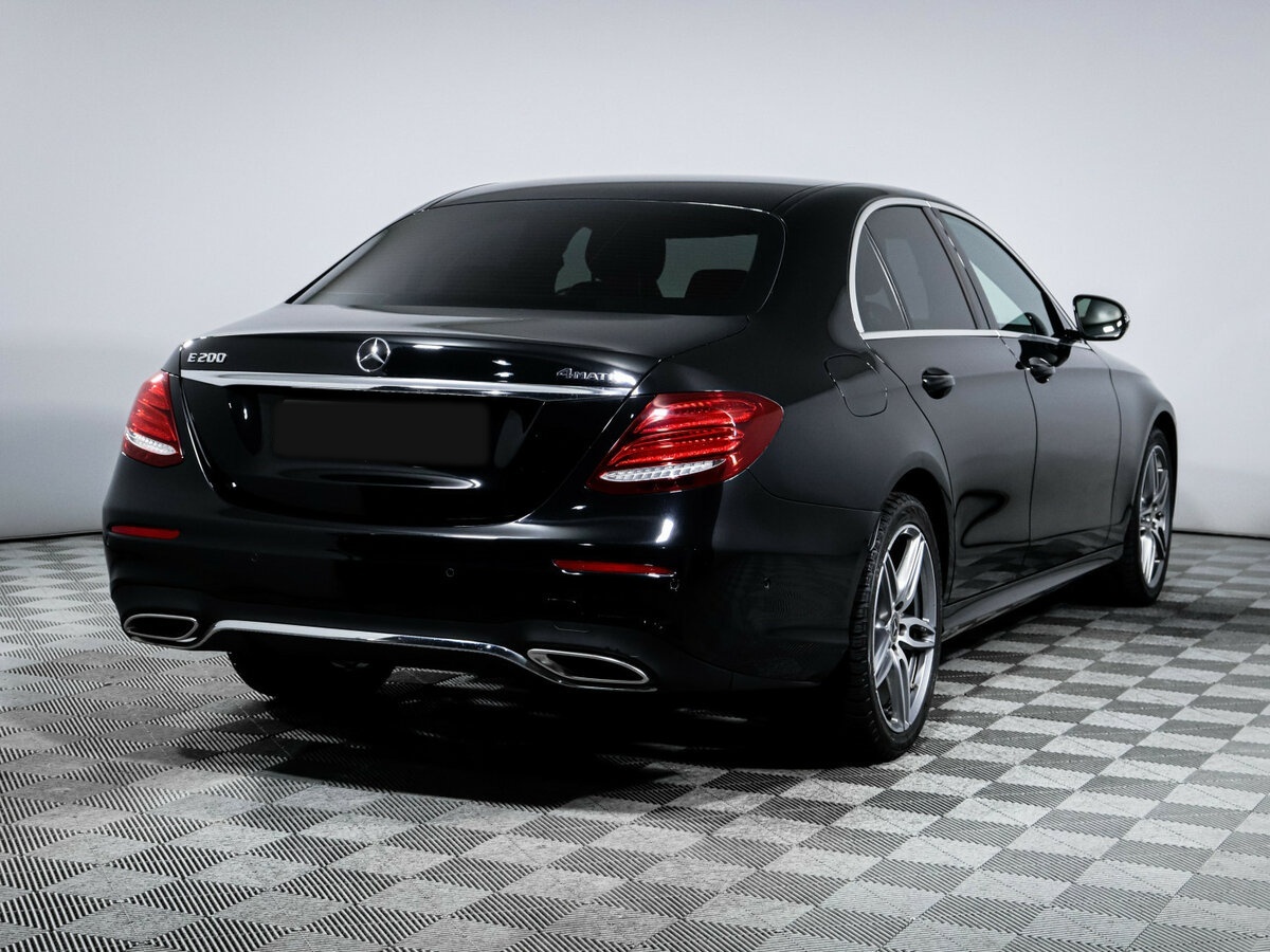 Mercedes-Benz E-Класс 2019 года с пробегом. Фото: #4