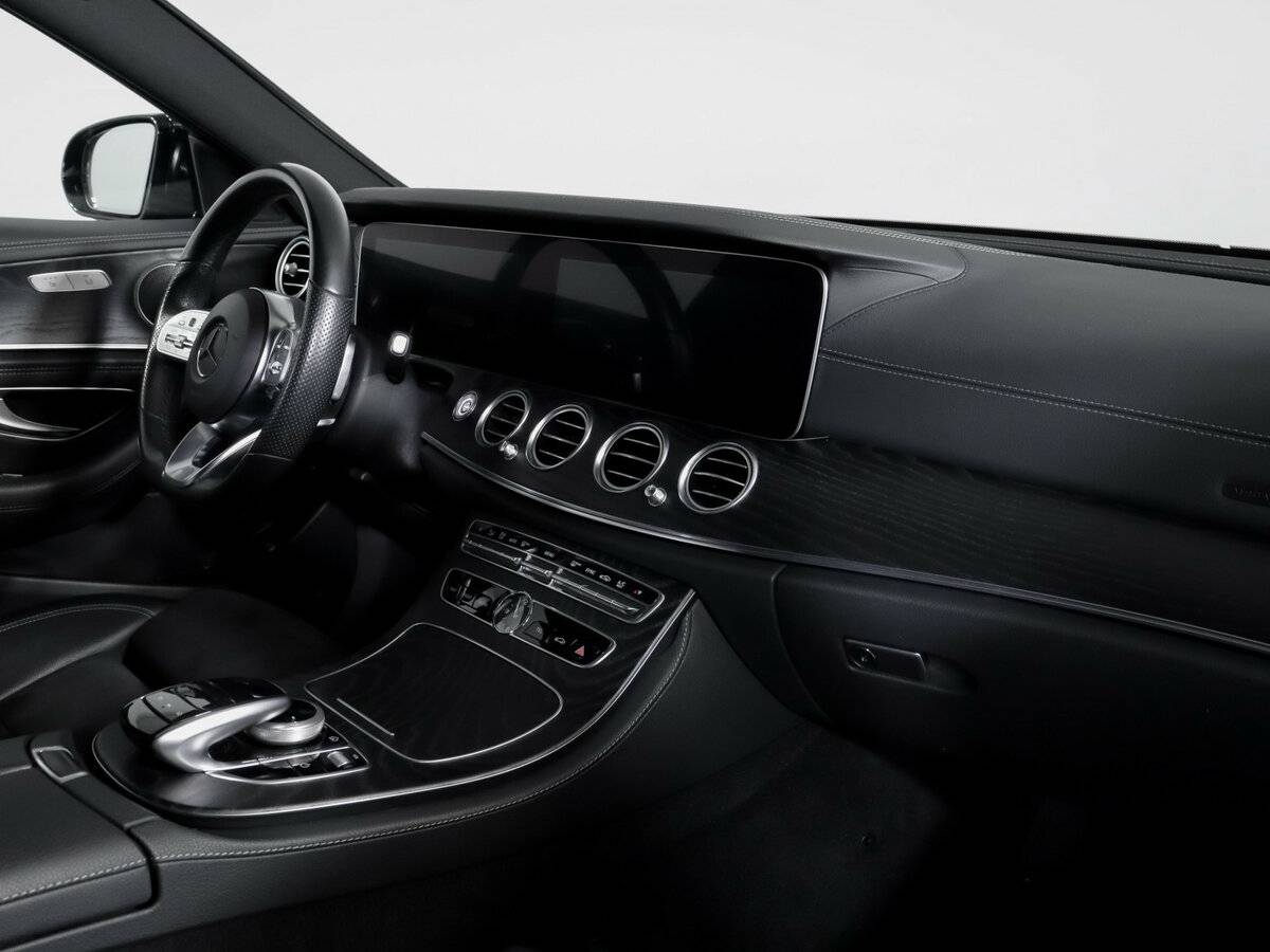 Mercedes-Benz E-Класс 2019 года с пробегом. Фото: #8
