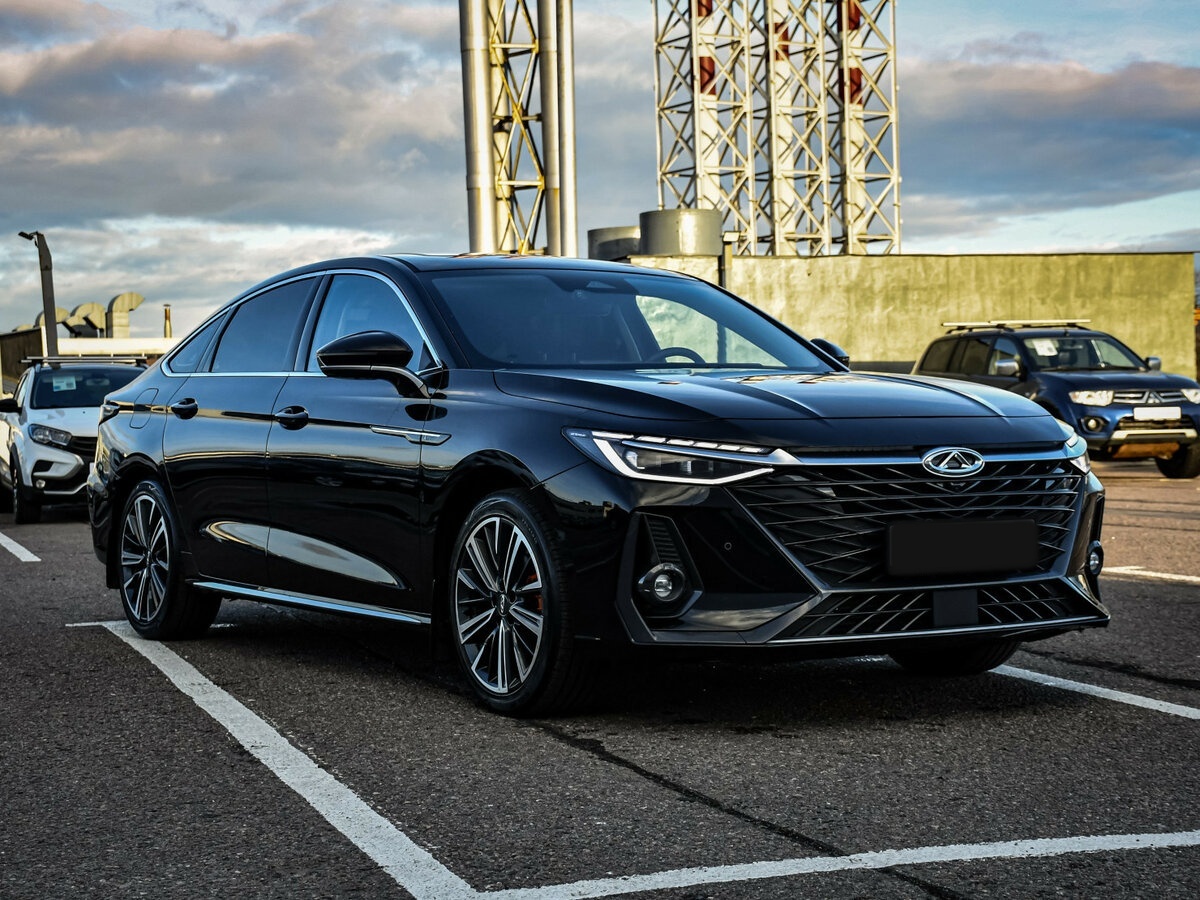 Chery Arrizo 8 2023 года с пробегом. Фото: #2