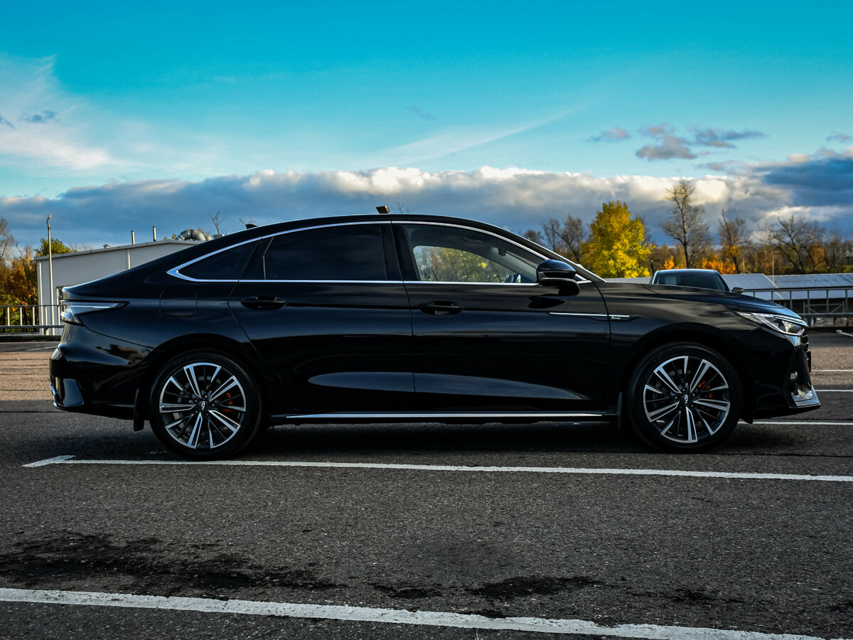 Chery Arrizo 8 2023 года с пробегом. Фото: #3