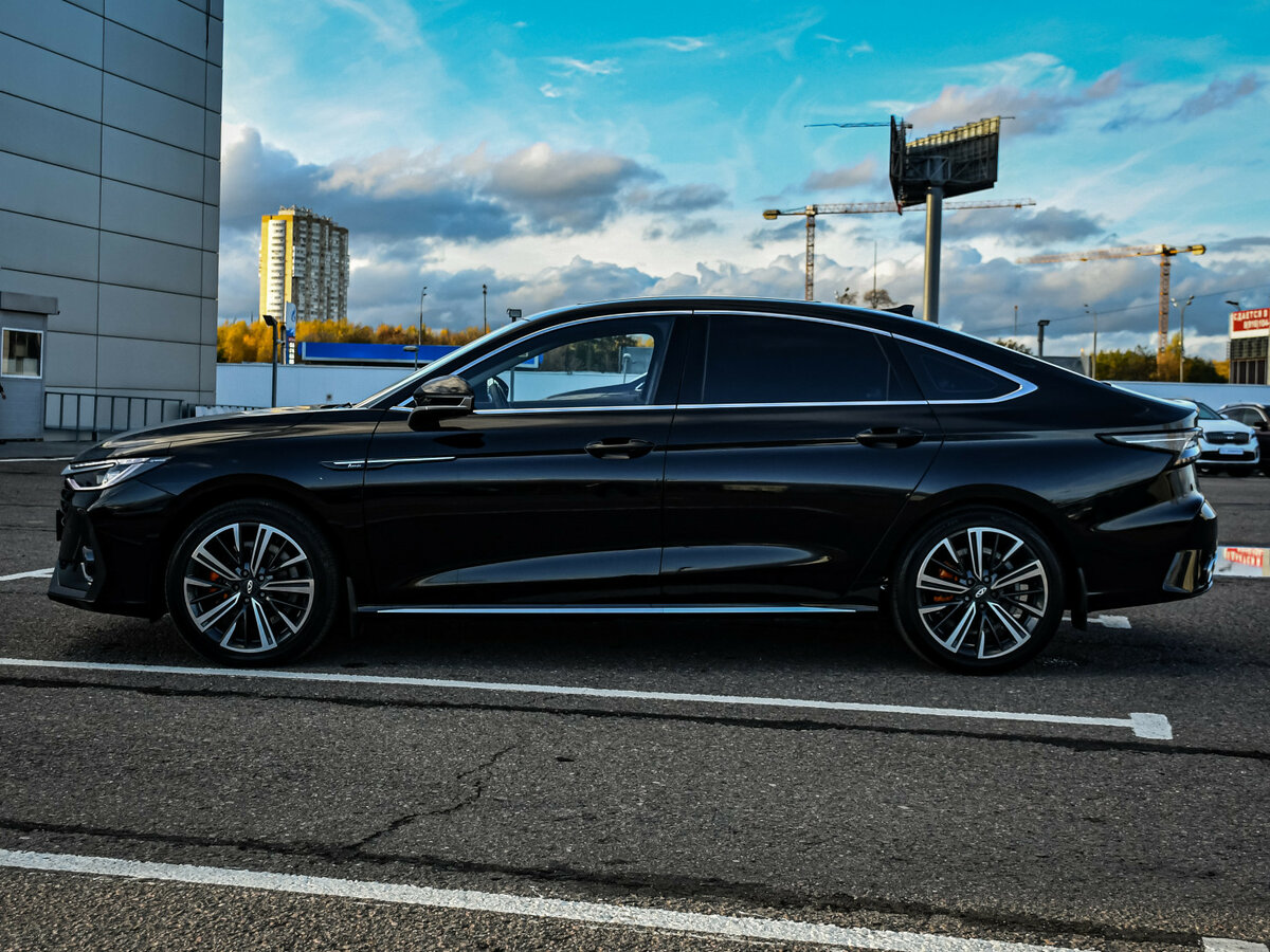 Chery Arrizo 8 2023 года с пробегом. Фото: #7