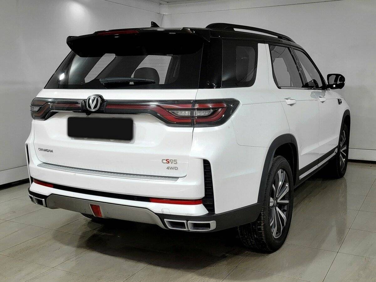 Changan CS95 2023 года с пробегом. Фото: #3