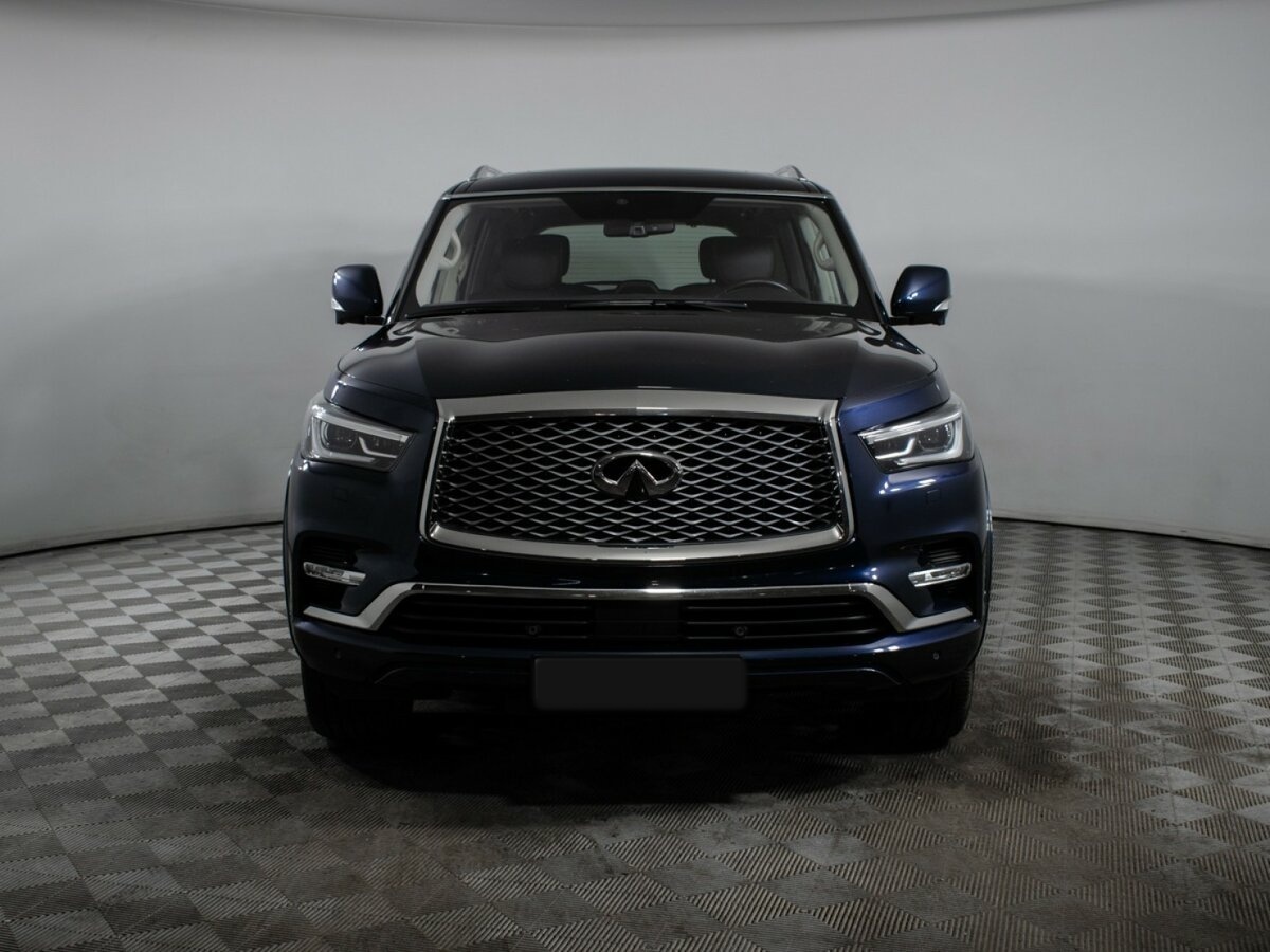 Infiniti QX80 2018 года с пробегом. Фото: #1