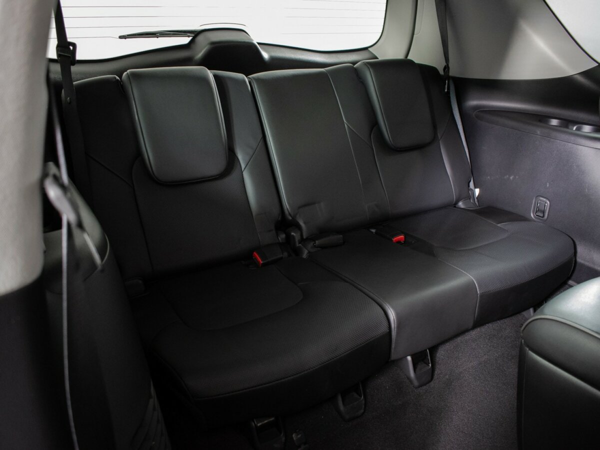 Infiniti QX80 2018 года с пробегом. Фото: #10