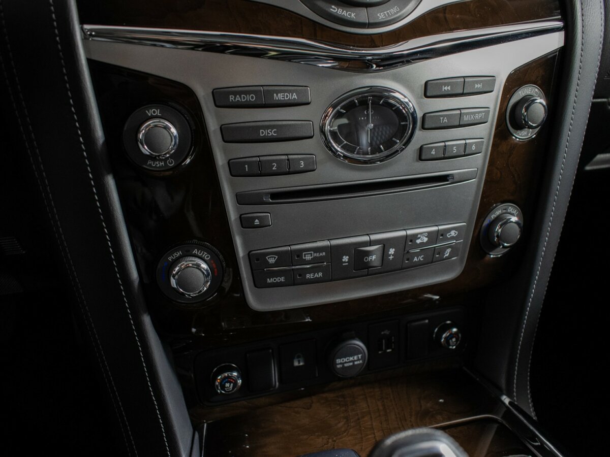 Infiniti QX80 2018 года с пробегом. Фото: #13