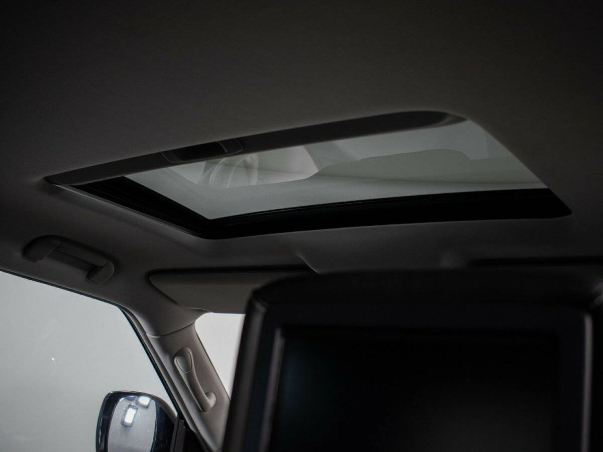 Infiniti QX80 2018 года с пробегом. Фото: #17