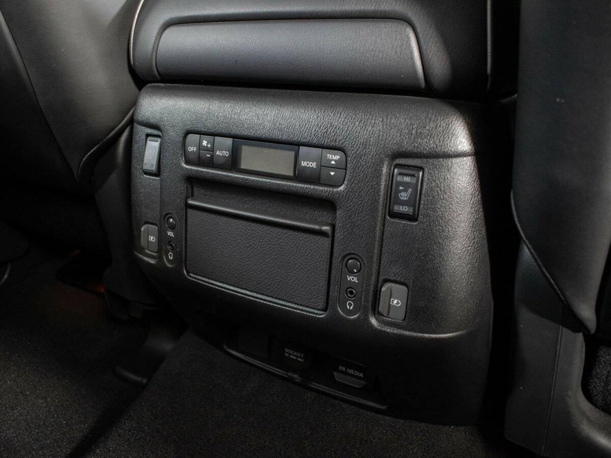 Infiniti QX80 2018 года с пробегом. Фото: #22