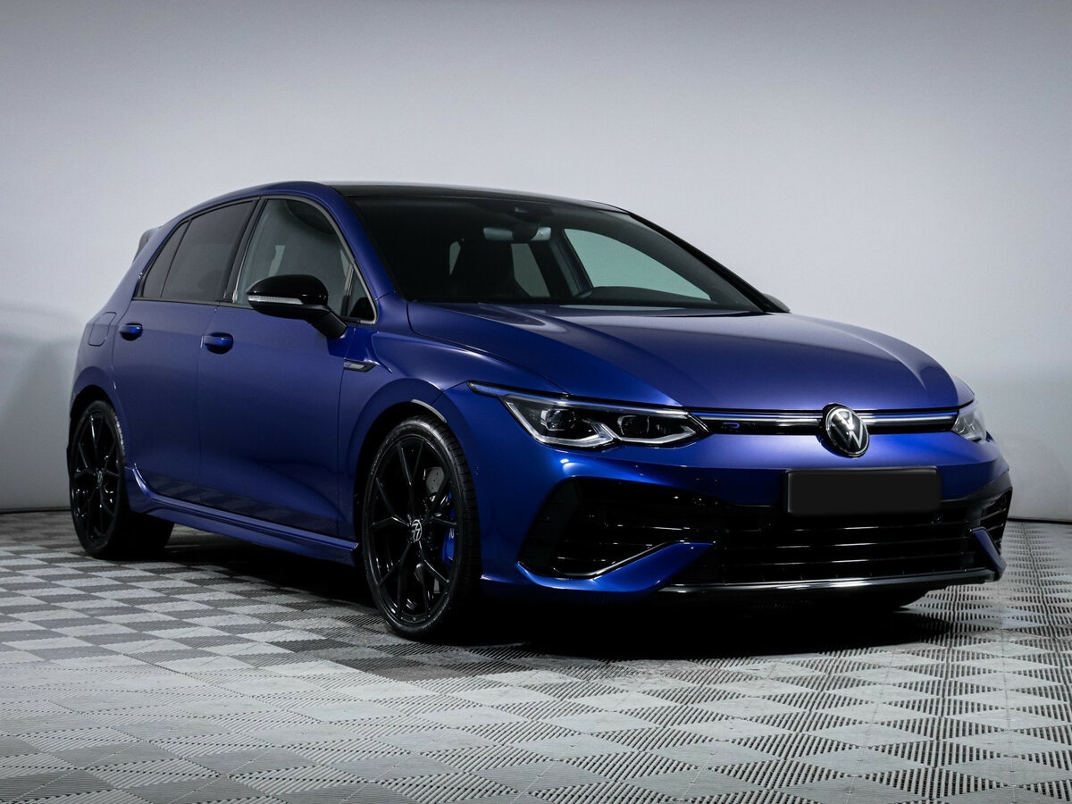 Volkswagen Golf R 2023 года с пробегом. Фото: #2