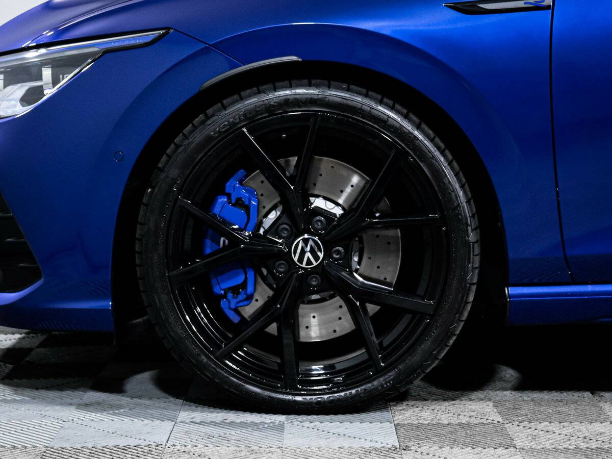 Volkswagen Golf R 2023 года с пробегом. Фото: #12