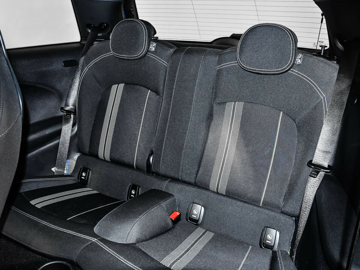 Mini Hatch 2021 года с пробегом. Фото: #11