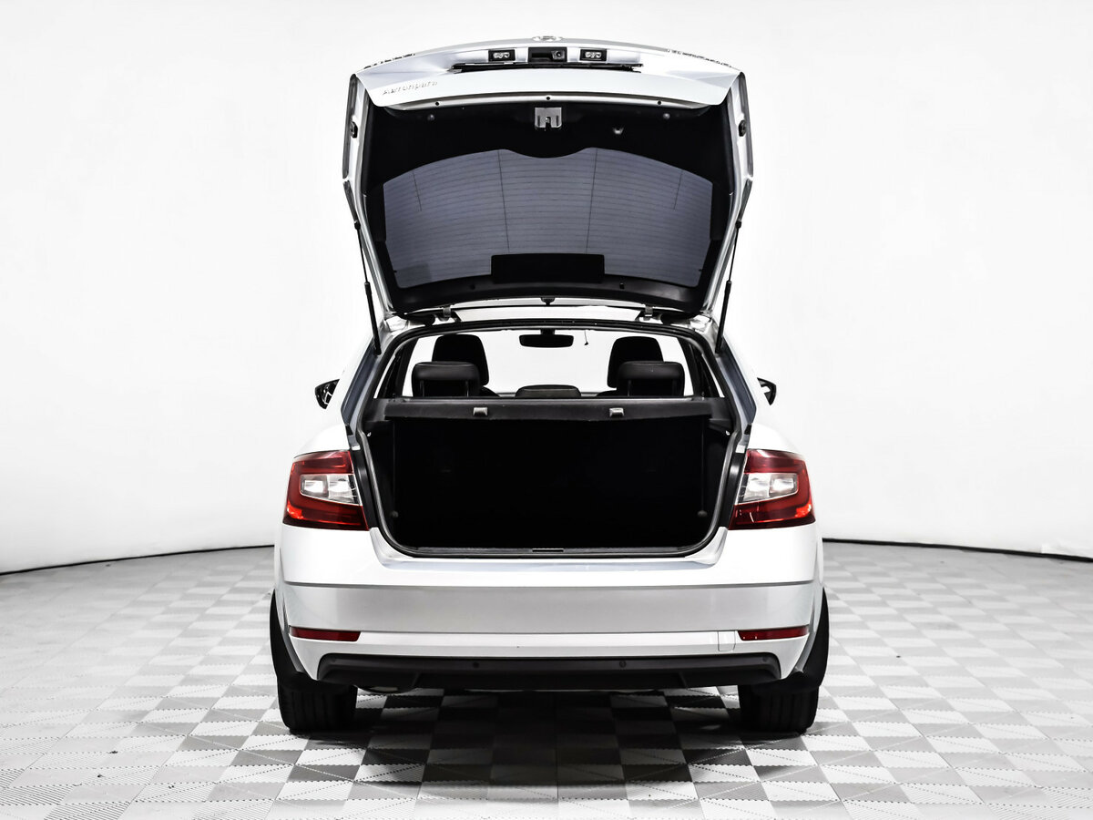 Б/У Шкода Октавия 2020 года. Фото: #14