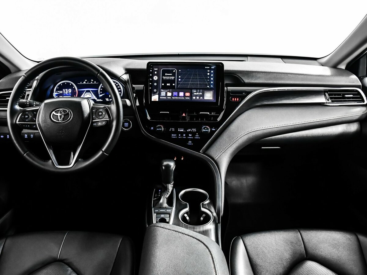 Toyota Camry 2023 года с пробегом. Фото: #8