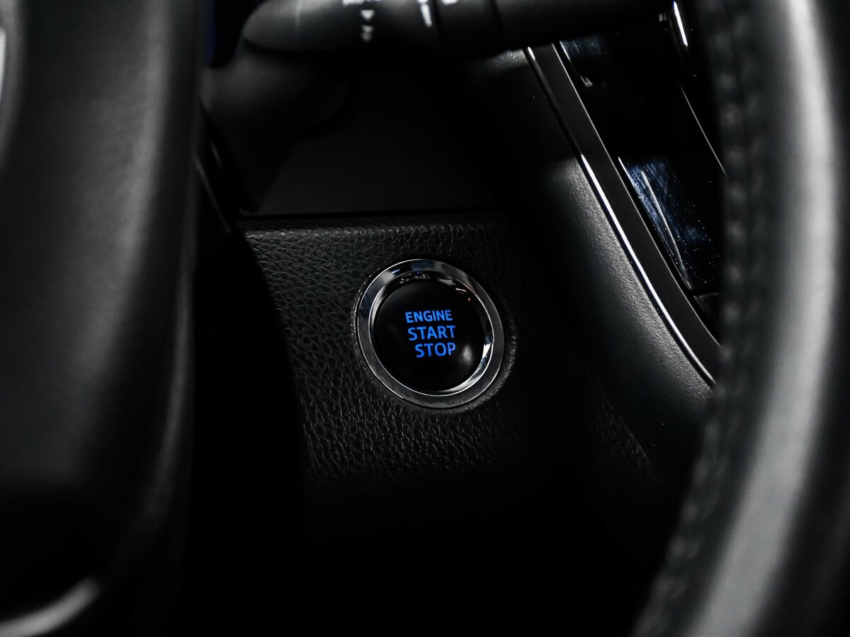 Toyota Camry 2023 года с пробегом. Фото: #17