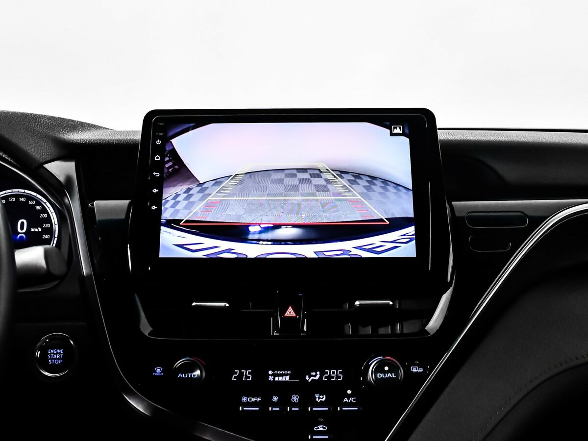 Toyota Camry 2023 года с пробегом. Фото: #18