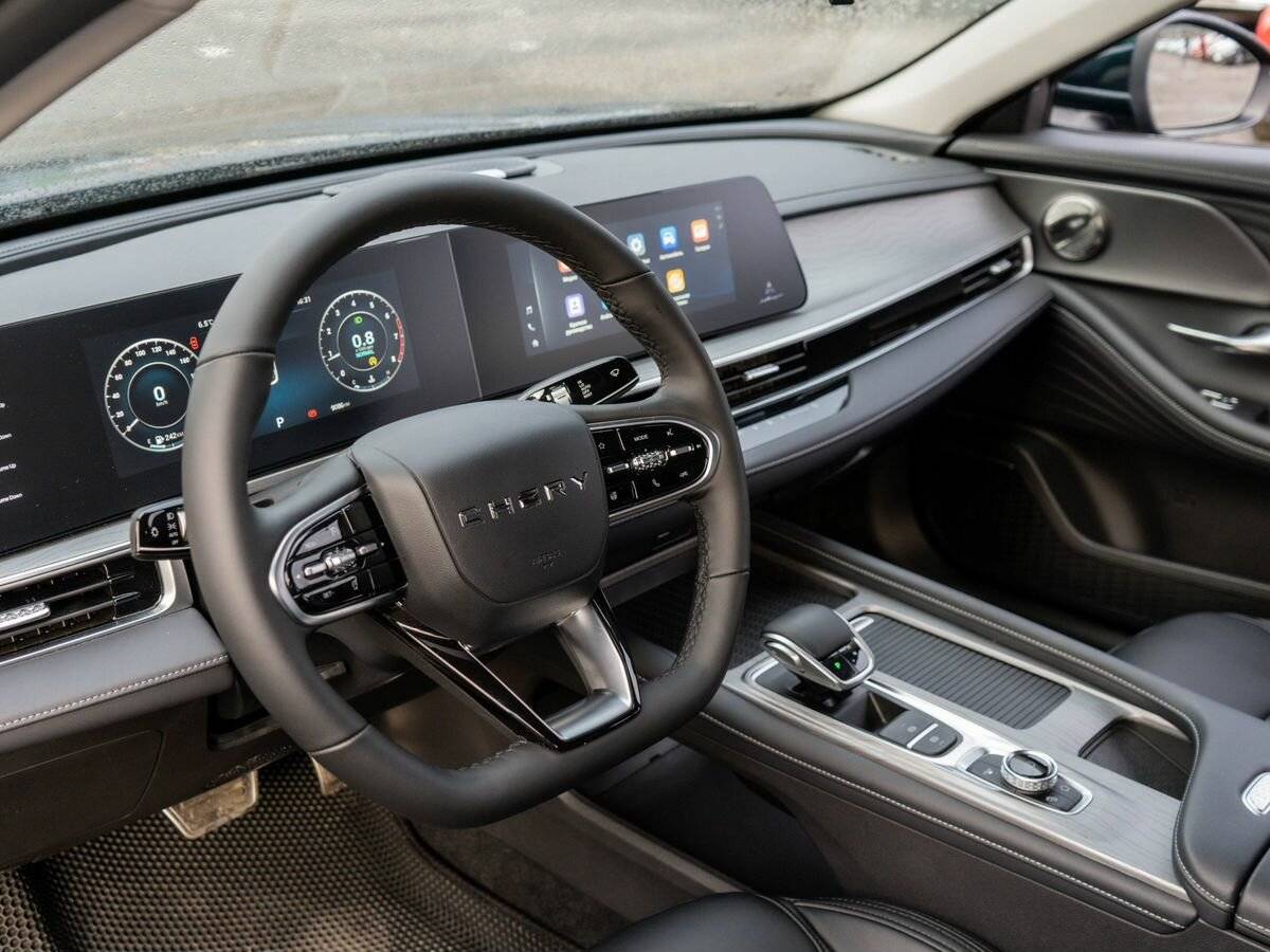 Chery Arrizo 8 2024 года с пробегом. Фото: #11