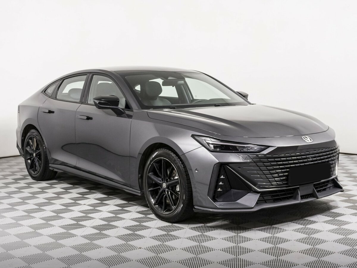 Changan UNI-V 2023 года с пробегом. Фото: #2