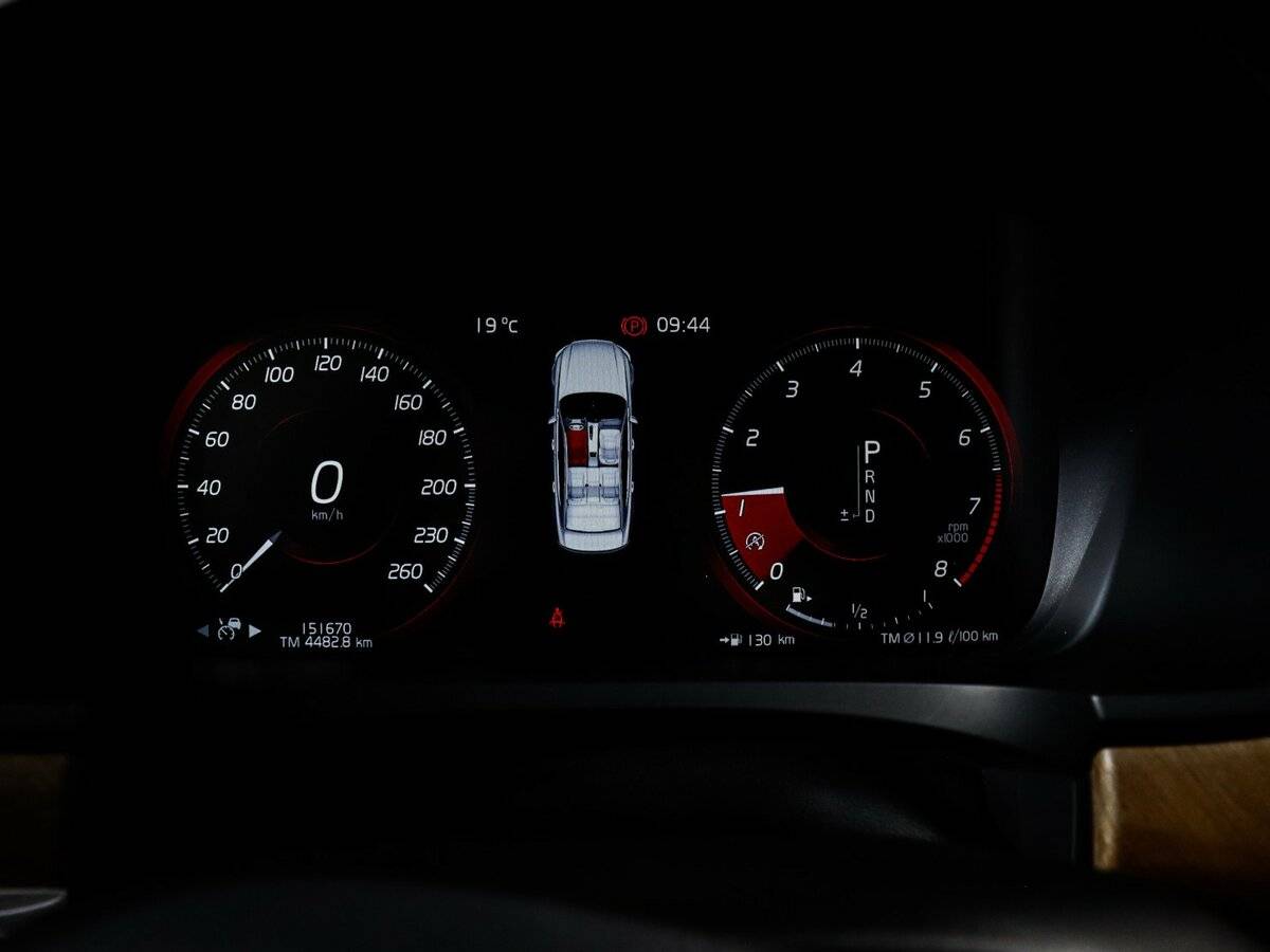 Volvo S90 2019 года с пробегом. Фото: #8