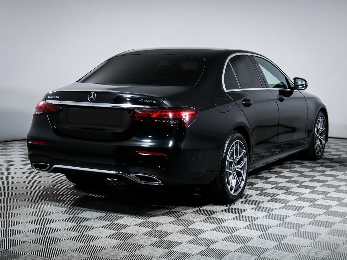 Mercedes-Benz E-Класс 2020 года с пробегом. Фото: #3