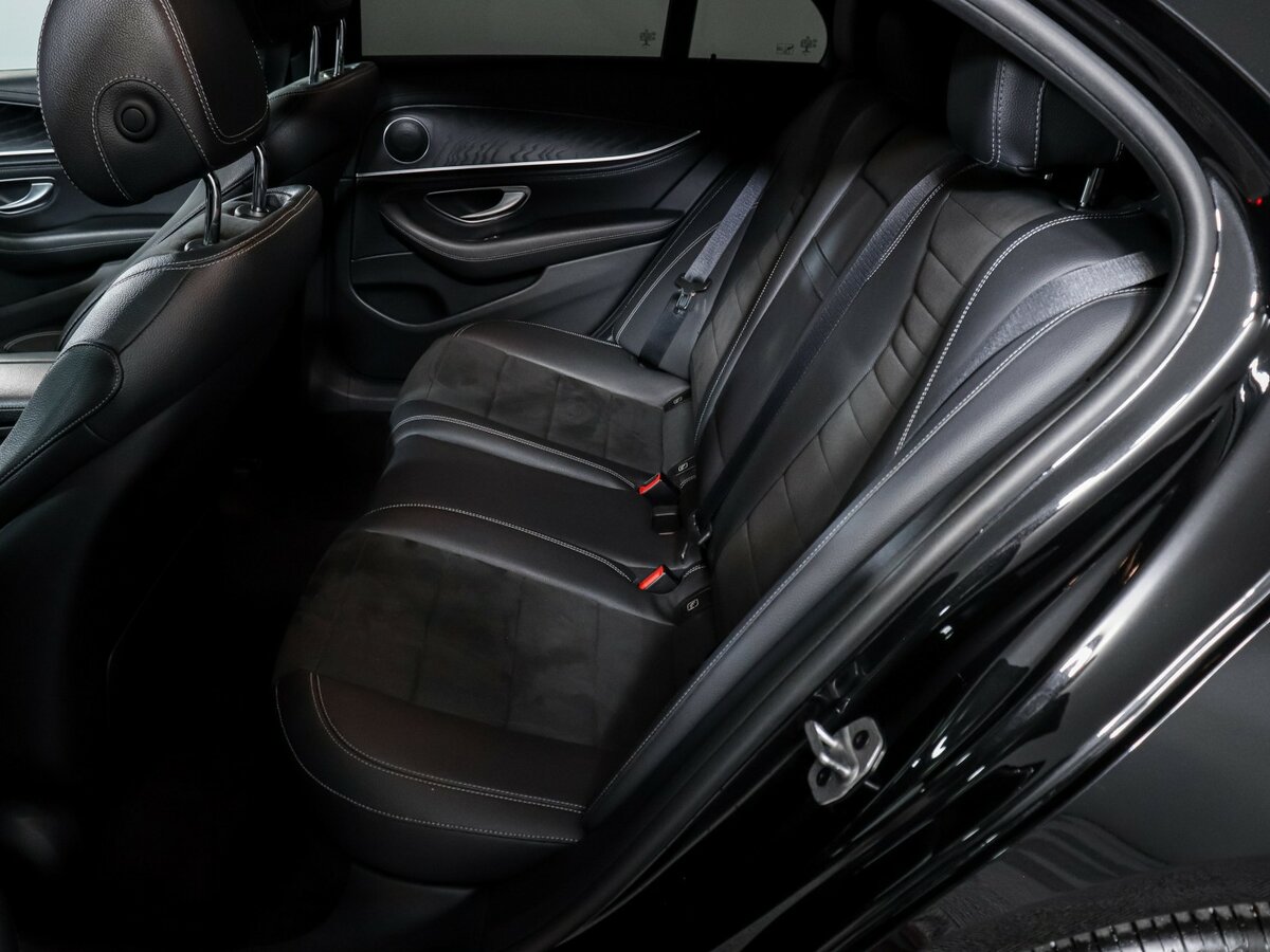 Mercedes-Benz E-Класс 2020 года с пробегом. Фото: #7