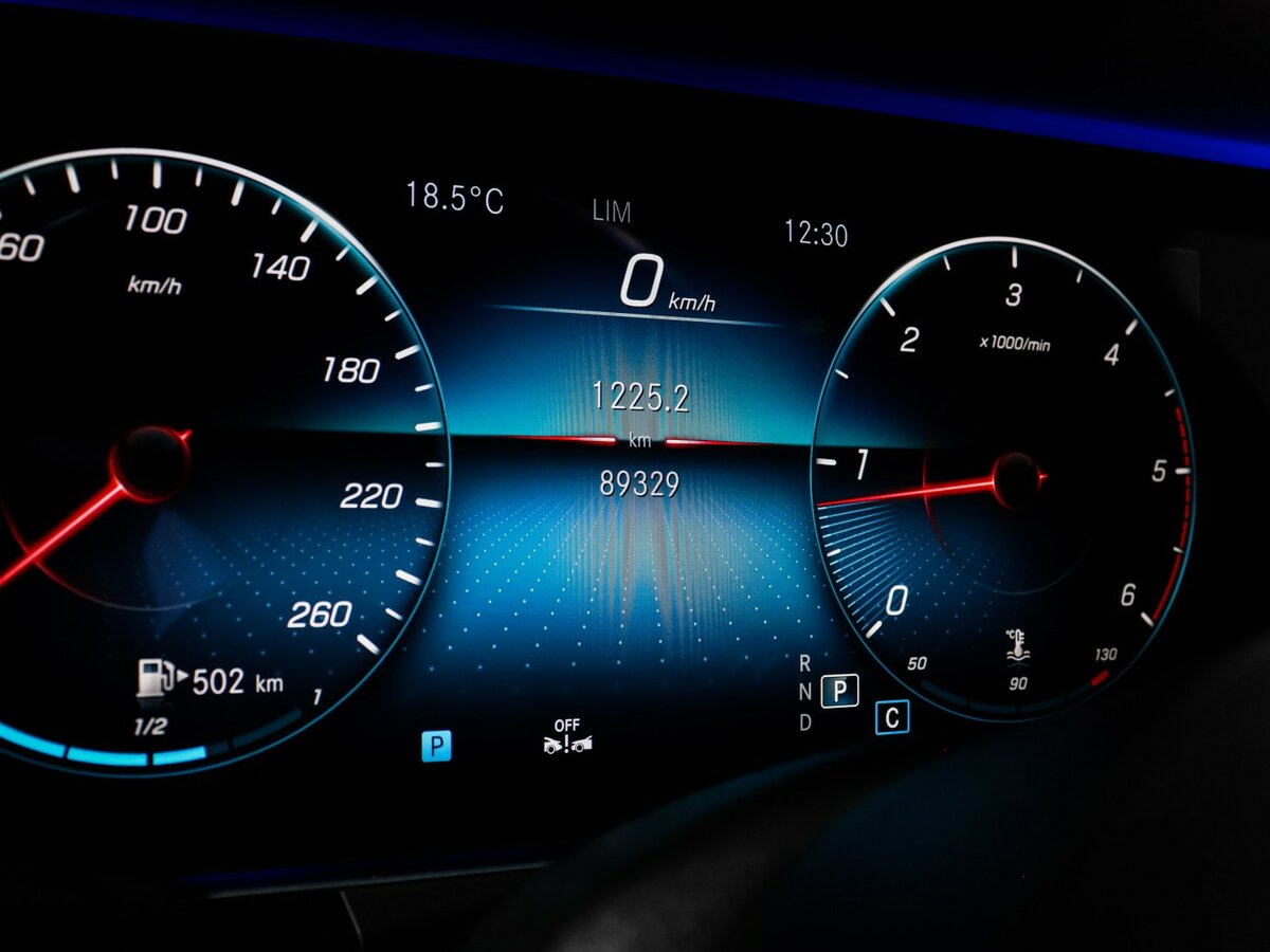 Mercedes-Benz E-Класс 2020 года с пробегом. Фото: #8