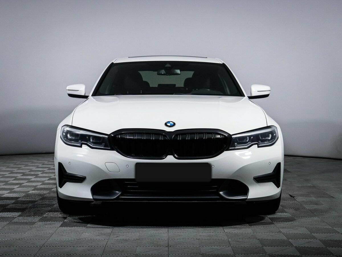 BMW 3 серии 2020 года с пробегом. Фото: #1