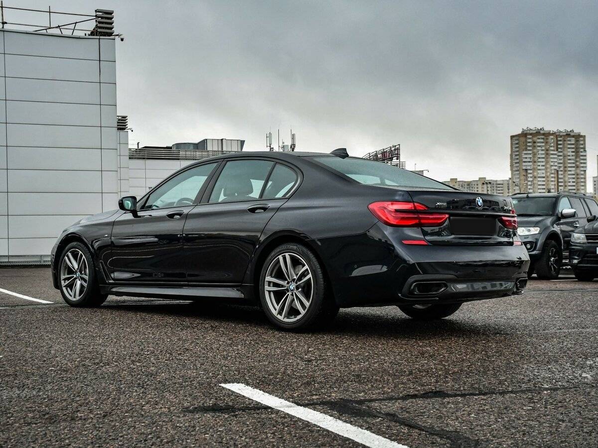 BMW 7 серии 2018 года с пробегом. Фото: #6