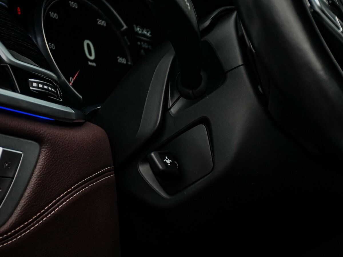 BMW 7 серии 2018 года с пробегом. Фото: #19