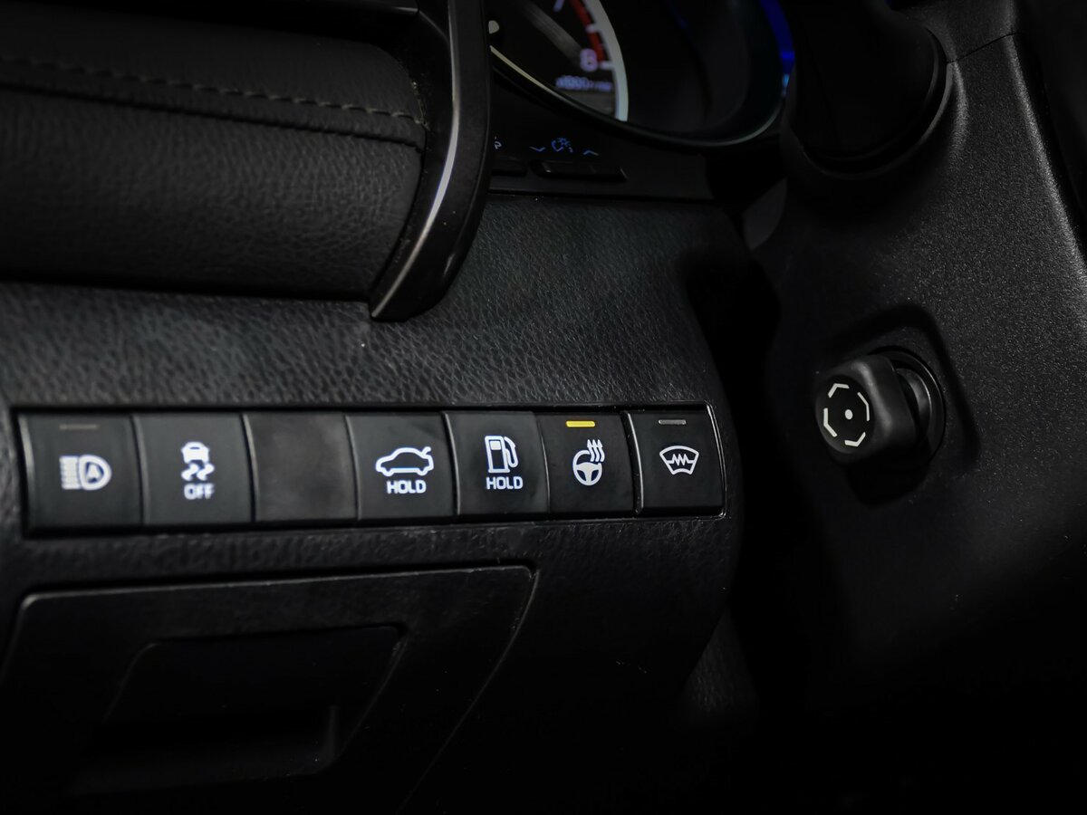 Toyota Camry 2021 года с пробегом. Фото: #14