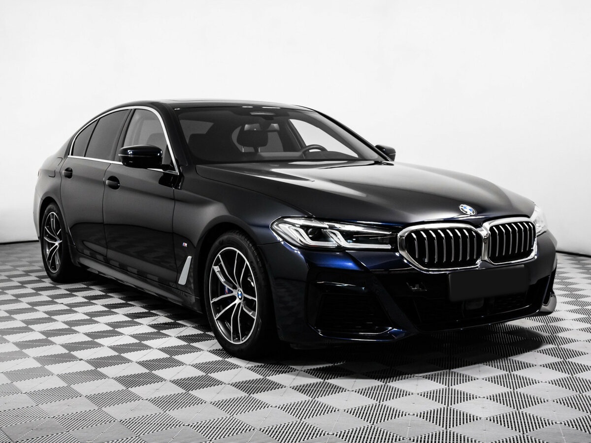 BMW 5 серии 2021 года с пробегом. Фото: #2