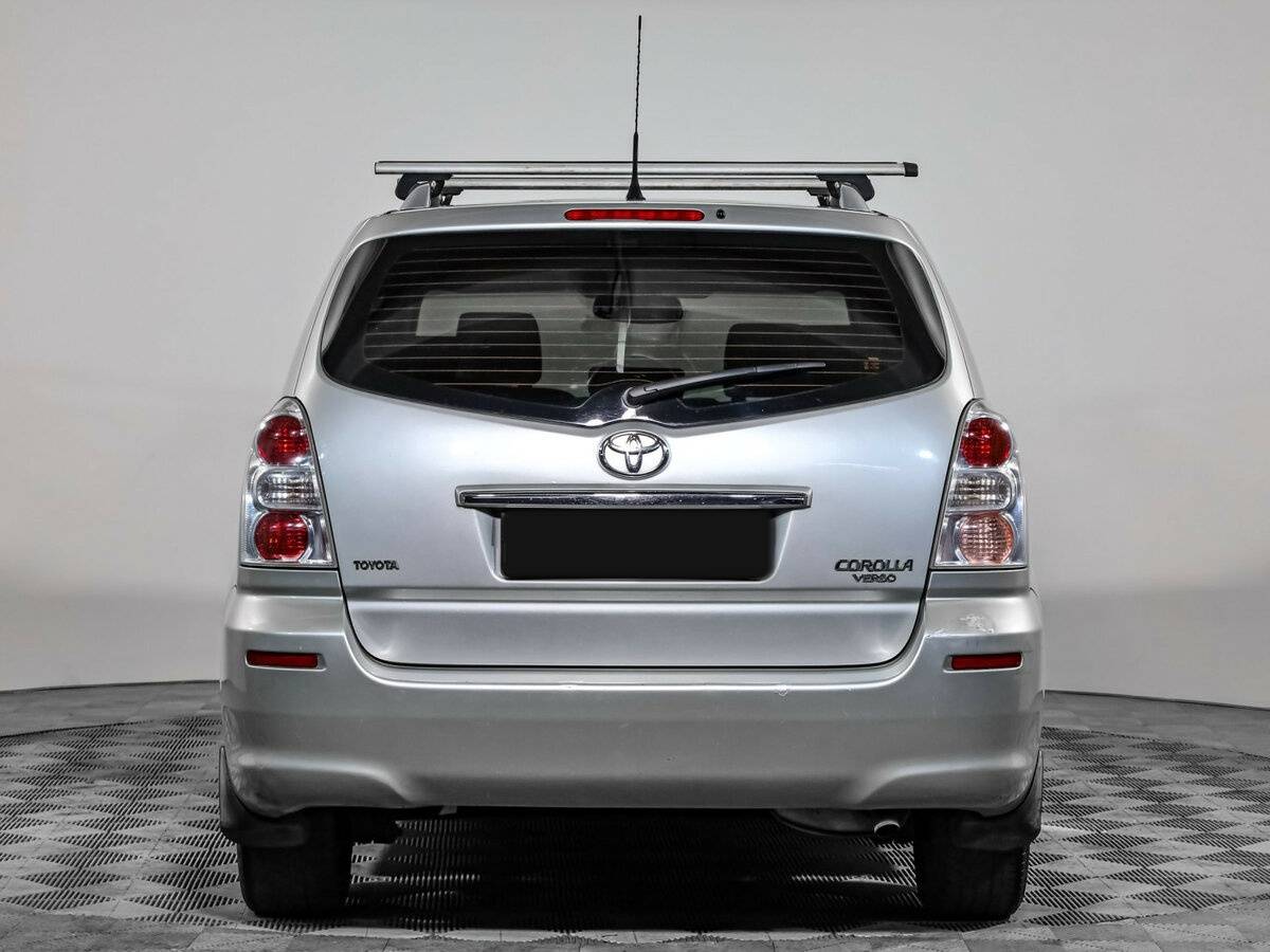Toyota Corolla Verso 2007 года с пробегом. Фото: #4