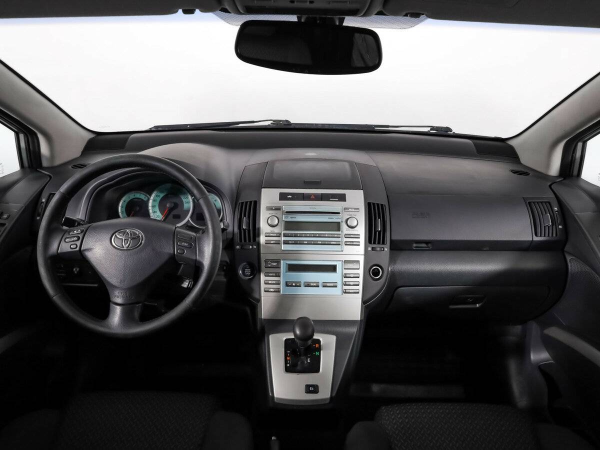 Toyota Corolla Verso 2007 года с пробегом. Фото: #6