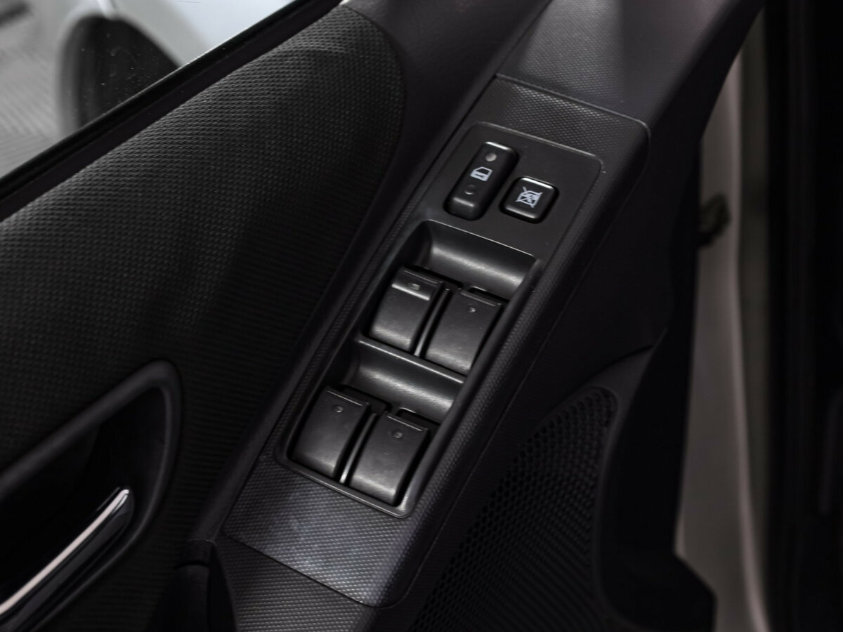 Toyota Corolla Verso 2007 года с пробегом. Фото: #9