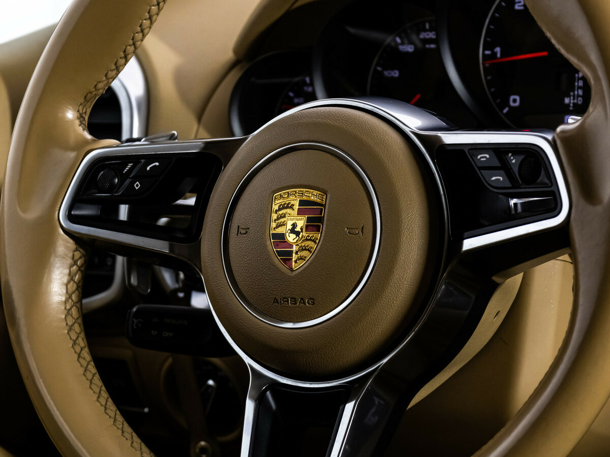 Porsche Cayenne 2014 года с пробегом. Фото: #9